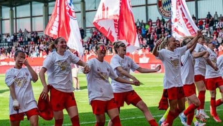 Frauen-Bundesliga: FC Bayern gewinnt dritten Titel in Folge