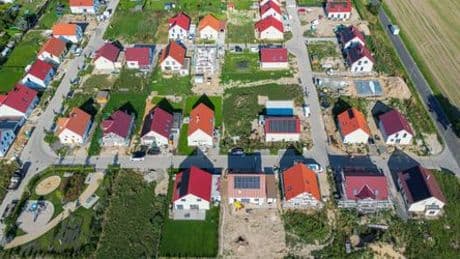 Immobilienpreise könnten erst in vier Jahren wieder Rekordwerte erreichen