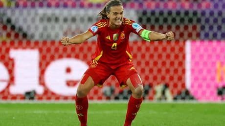 Irene Paredes se gana a Montse Tomé en la Eurocopa