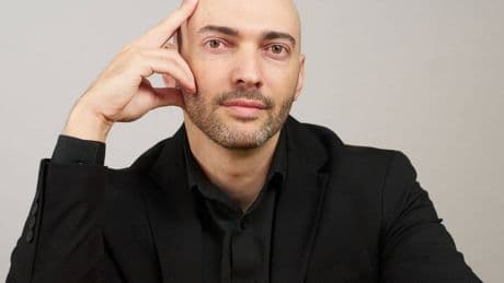 El español que ha usado la IA para su novela te explica cuál es el futuro de la literatura