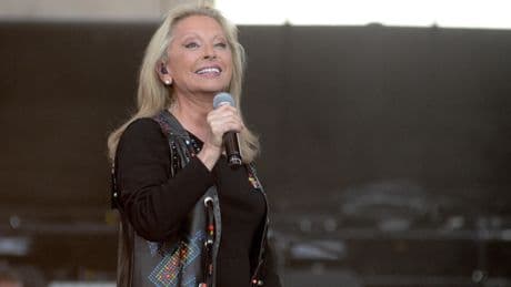 Sanson, Luciani, Santa, trois générations d’artistes femmes aux Francofolies