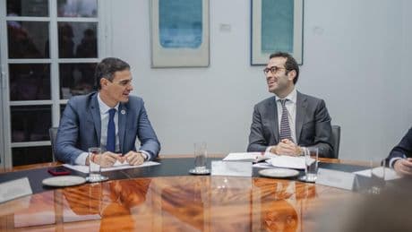 El Gobierno se queda sin apenas margen legal para bloquear la opa BBVA-Sabadell por razones de interés general