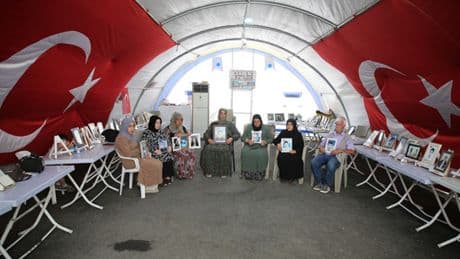 Diyarbakır annelerinin evlat nöbeti 7. yılında... 'Süreçten dolayı umutluyuz'
