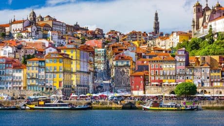 Oporto, secretos de una ciudad ligada al vino y la buena mesa