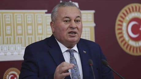 CHP'li Enginyurt'tan dikkat çeken iddia: 'AKP'li gazetecilere para verilmiş'
