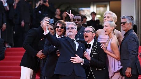 Tom Cruise joins Mission: Impossible cast selfie on Cannes red carpet