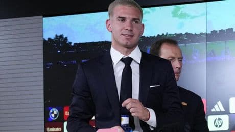 Mastantuono: "Cuando apareció el Real Madrid no lo dudé ni un segundo"
