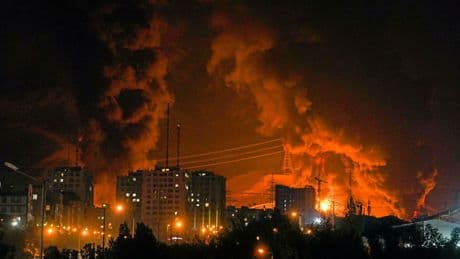 « La fermeture du détroit d'Ormuz par l'Iran entraînera une crise économique mondiale »