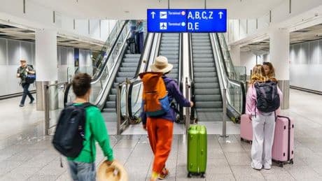Flugreisen: Preise für Flüge ins Ausland im ersten Halbjahr deutlich teurer