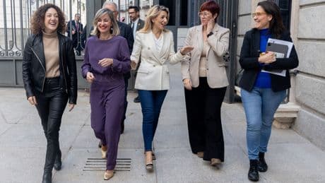 Malestar y divisiones en Sumar por el trágala de Sánchez con el separatismo catalán