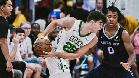 Hugo González enamora en su debut con los Celtics