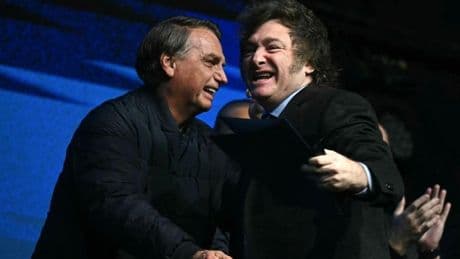 Bolsonaro planeó pedir asilo político a Milei: «Soy víctima de una persecución»
