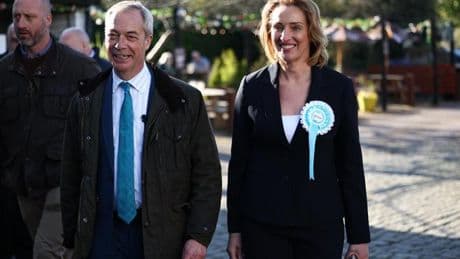 El partido populista Reform de Farage arrebata al Laborismo un escaño parlamentario en las elecciones locales de Inglaterra