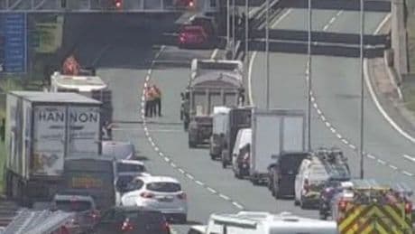 A55 closed UPDATES: Smoke billows from tunnel as drivers told 'stay in your cars'