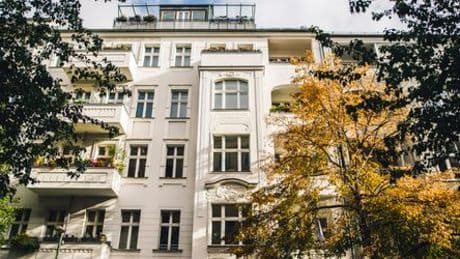 Immobilien: Oje, doch lieber eine Wohnung statt ETFs? Was sich mehr lohnt