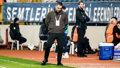 Foot : le Shakhtar Donetsk choisit Arda Turan comme nouvel entraîneur