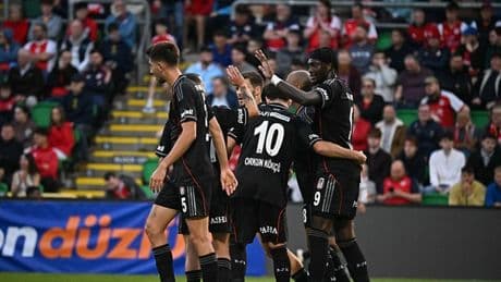 İrlanda basınından flaş Beşiktaş yorumu: Sinir bozucu bir motivasyona sahipti!