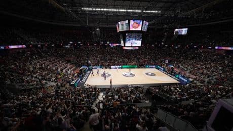 El Unicaja revienta el contador de renovaciones de abono pese a la marcha de referentes
