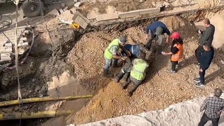 Bursa’da altyapı çalışmaları sırasında 1 işçi toprak altında kaldı