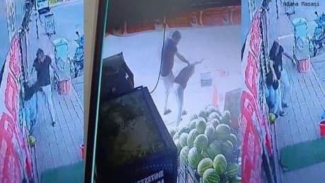 Marulu beğenmedi, çocuk çalışanı dövdü