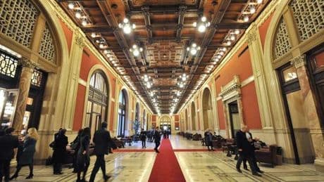 Lobby, pronta la legge: vigilanza affidata al Cnel e registro per gli incontri