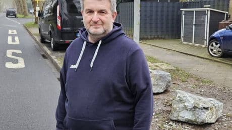 Kurioser Fall aus Mönchengladbach: Thomas Schmitz darf nicht vor seiner Garage parken – oder?