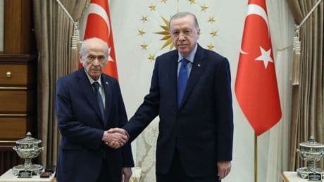 Erdoğan, Bahçeli ile görüştü