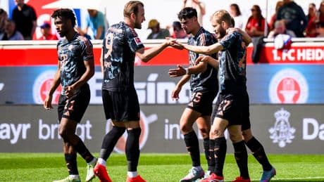 Fußball-Bundesliga: Bayern mit Kantersieg nach Champions-League-Frust