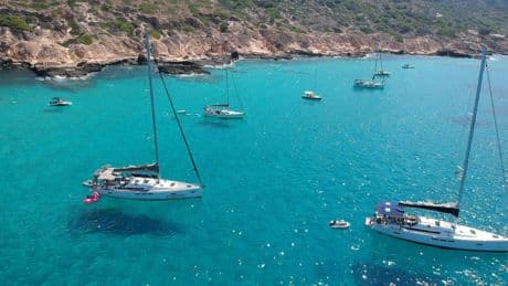 Investigan la desaparición de una pareja tras la encontrar su barca a la deriva en Mallorca