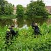 Nach Raubmord in Berlin-Reinickendorf: Polizei sucht mit Tauchern nach Tatwaffe