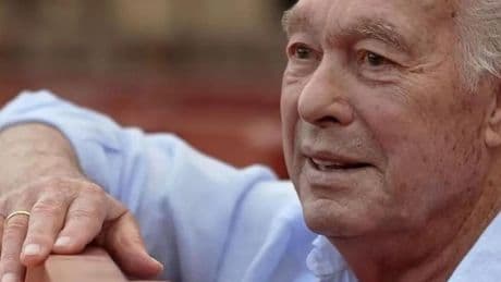 Curro Romero, ingresado de nuevo por una infección respiratoria