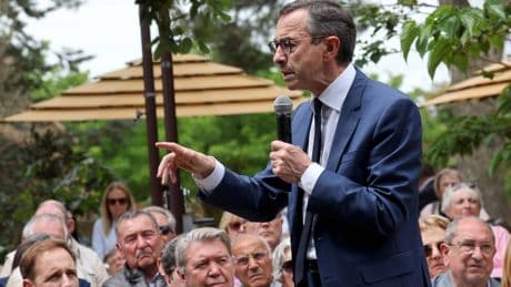 Arnaud de Montlaur : le banquier de Fillon replonge pour Retailleau
