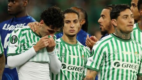 Juanma Castaño apunta directamente a un jugador del Betis: "Con uno menos"