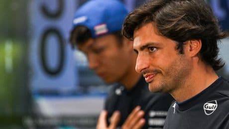 Williams F1 boss backs Alex Albon after incident made angry Carlos Sainz 'look stupid'
