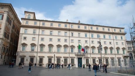 Terzo Mandato: il Consiglio dei Ministri impugna la legge del Trentino. Via libera al decreto Infrastrutture