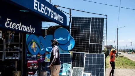 Afrikanischer Klimagipfel: Afrikas Solarmarkt boomt – dank Trump