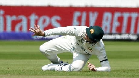 Steve Smith left gagging after spotting his finger hanging off before running into pavilion in Australia vs South Africa