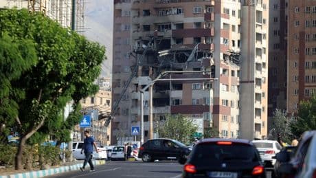 Conflit au Proche-Orient, jour 616 : frappes massives en Iran, l’ONU veut faire pression sur Israël