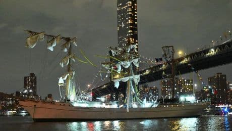 Two dead and dozens injured after Mexican navy ship carrying over 200 people smashes into New York’s Brooklyn Bridge