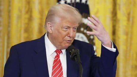 Un juez advierte a Trump de que su plan de deportaciones a Libia vulnera el precedente judicial