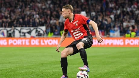 Mercato : Adrien Truffert signe à Bournemouth (officiel)