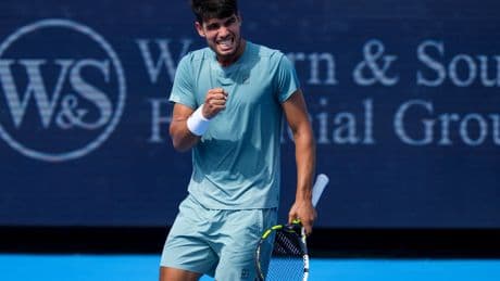 Carlos Alcaraz acelera con la mente en el US Open