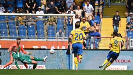 2. Fußball-Bundesliga: Braunschweig überrascht mit zweitem Sieg: 3:2 gegen Fürth