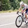 Tour de France 2025 : Lenny Martinez sanctionné pour un "bidon collé", une pratique interdite et risquée