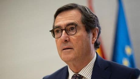 Garamendi (CEOE) ve incomprensible la consulta pública sobre la OPA de BBVA: "Descalifica a la CNMC"