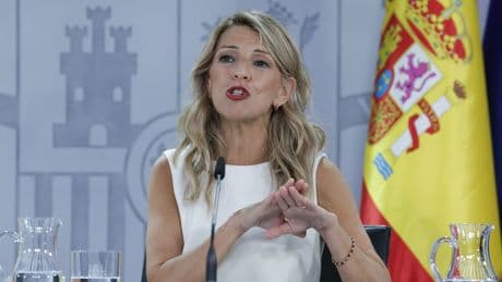 Díaz reclama dejar sin quita de deuda a las CCAA que rebajen impuestos
