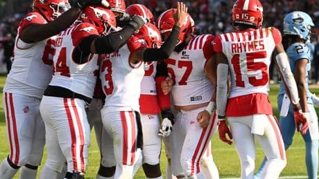 Mill, Adams Jr. score 4th-quarter TDs to lead Stampeders past Argos 29-19