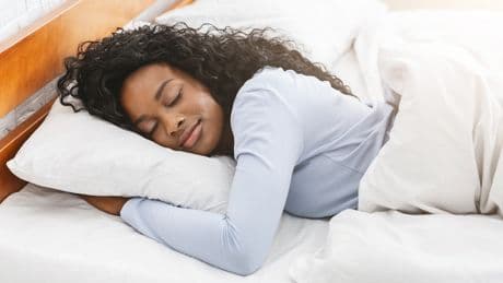 Experten klären auf: In welcher Schlafposition Sie für erholsamere Nächte sorgen
