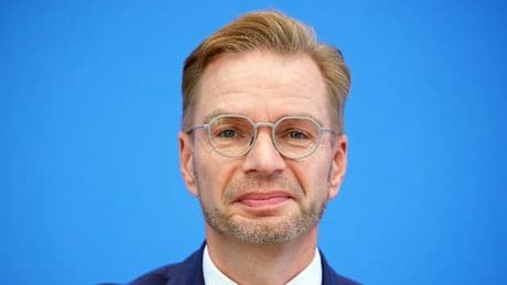 Steuerzahlerbund will Verbeamtungen „auf ein Minimum“ reduzieren