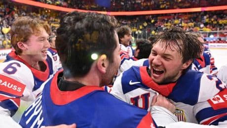 Nach Krimi mit Verlängerung – USA erstmals seit 1933 wieder Eishockey-Weltmeister